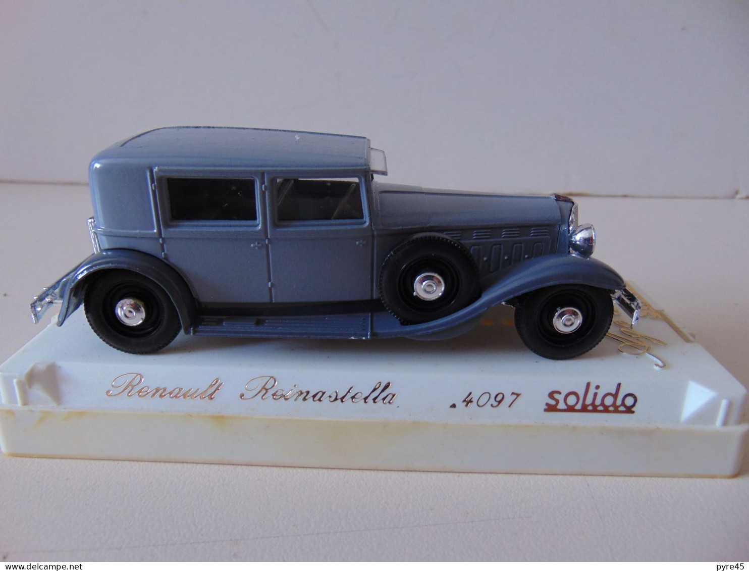 Voiture " Renault Roinastella " Solido, Dans Sa Boite - Jouets Anciens