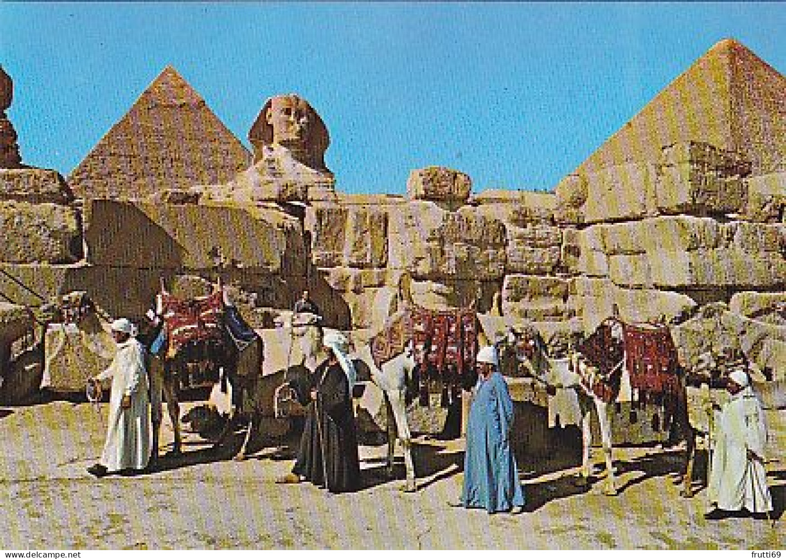 AK 214892 EGYPT - Giza - The Great Sphinx And Keops Pyramid - Sfinge