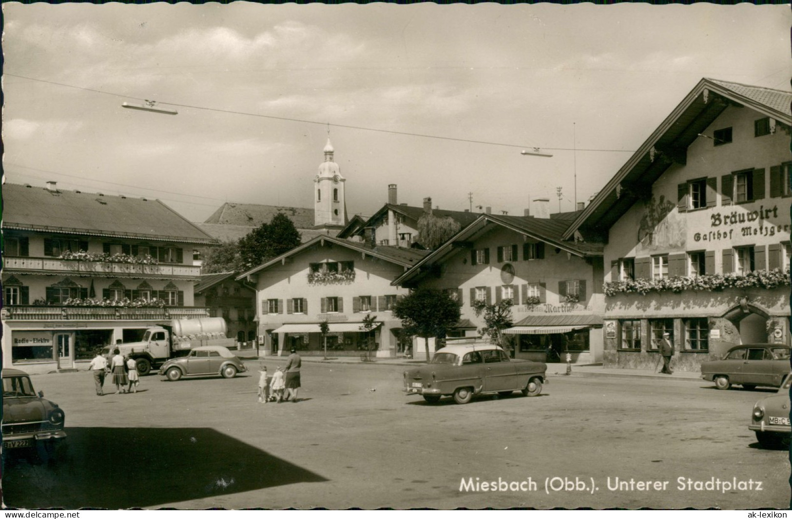 Miesbach Stadtplatz Mit Gasthof, Div. Autos Ua. Auto VW Käfer 1962 - Miesbach