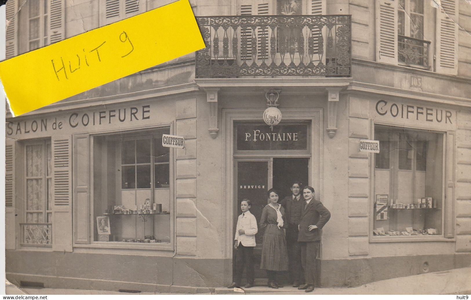CP PHOTO D'AUXERRE :Salon De Coiffure "P. Fontaine",angle Rue St Pelerin Et Rue Du Pont. Peu Courante.( Quelques Plis). - Auxerre