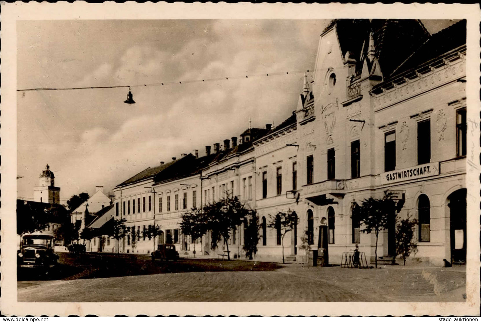 Pohrlitz Rathaus Auto I - Tschechische Republik