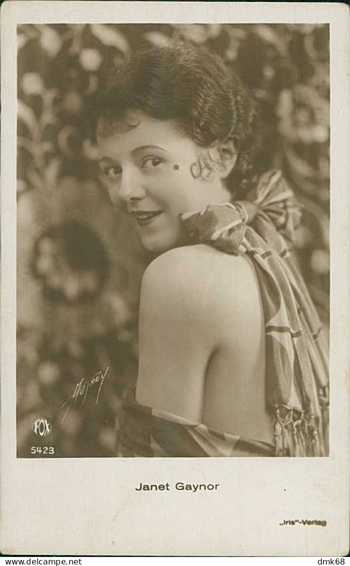 JANET GAYNOR ( Philadelphia / Pennsylvania,)  ACTRESS -  RPPC POSTCARD 1920s (TEM496) - Artistas