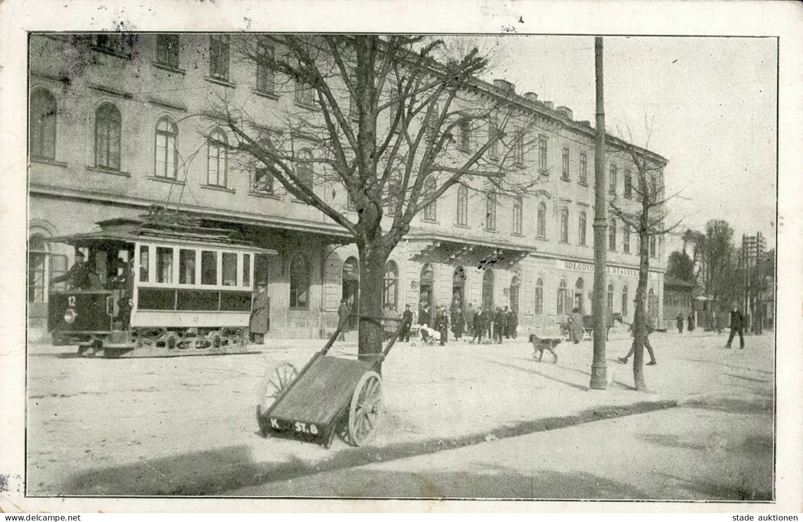 Ljubljana (Slowenien) Bahnhof Straßenbahn II (kleine Stauchung) - Slovénie