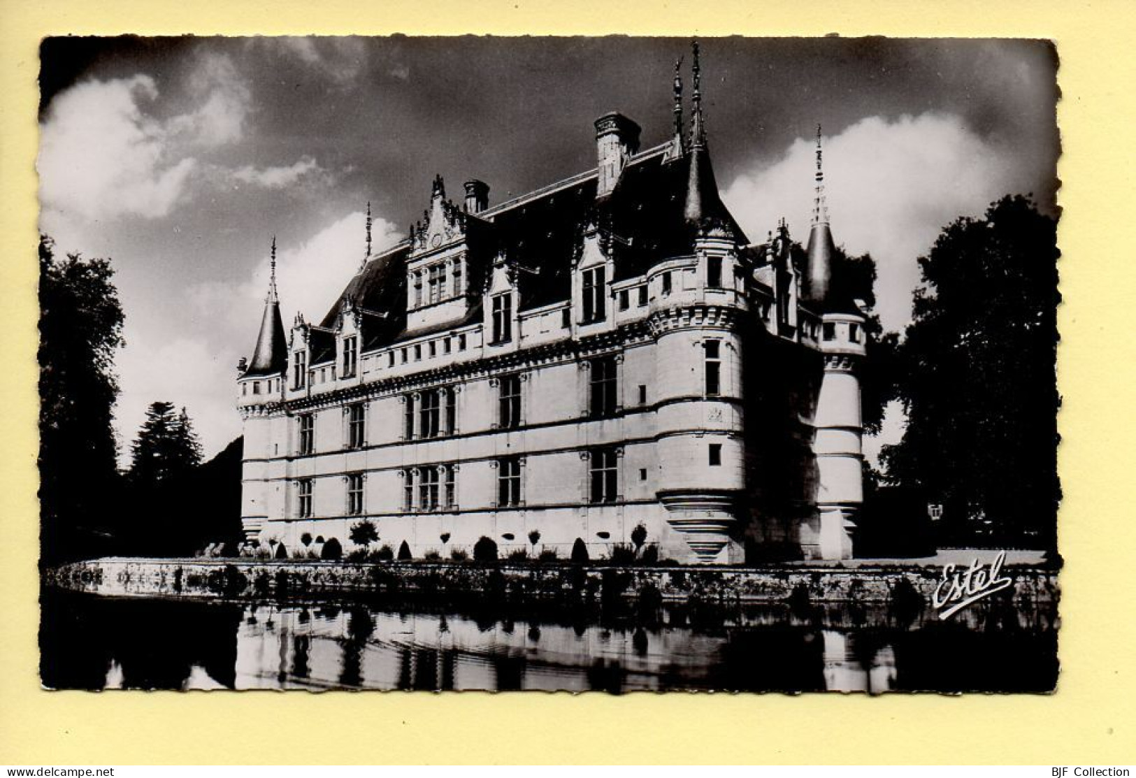 37. Le Château D'AZAY-LE-RIDEAU – Façade Sur Le Miroir D'eau / CPSM / Photo Véritable (voir Scan Recto/verso) - Azay-le-Rideau