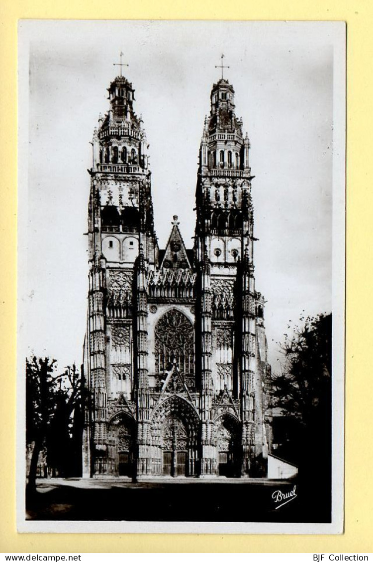 37. TOURS – La Cathédrale / CPSM / édition MAILLOCHEAU (voir Scan Recto/verso) - Tours