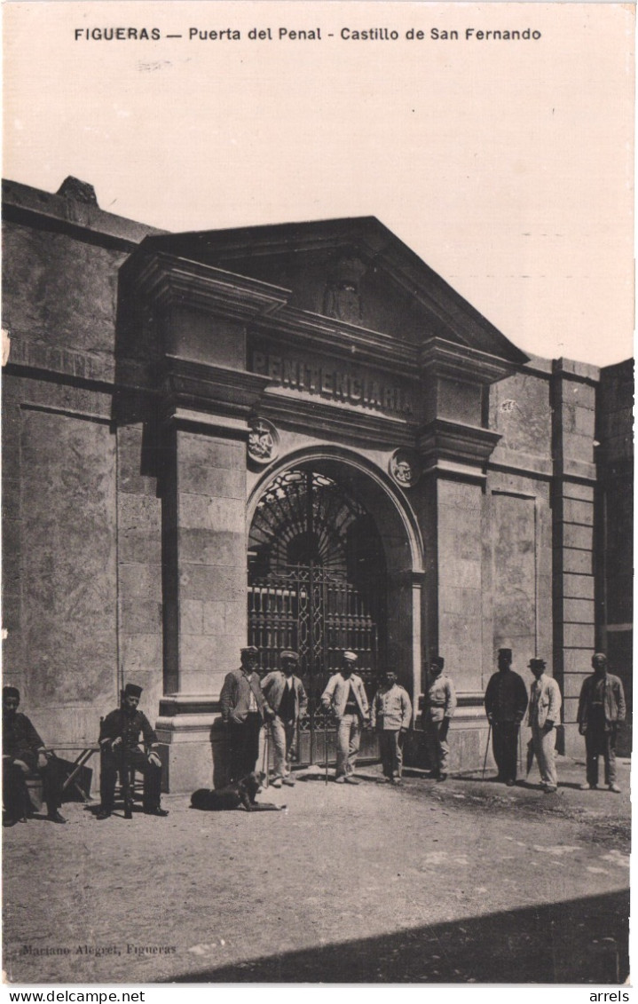 ES FIGUERAS - Puerta Del Penal - Castillo De San Fernando - Animée - Belle - Gerona