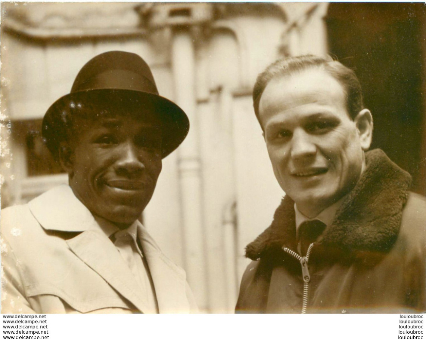 BOXE  03/1961 PALAIS DES SPORTS GRACIEUX LAMPERTI CONTRE SOLOMON BOYSAW  PHOTO DE PRESSE 18X13 CM R1 - Sport