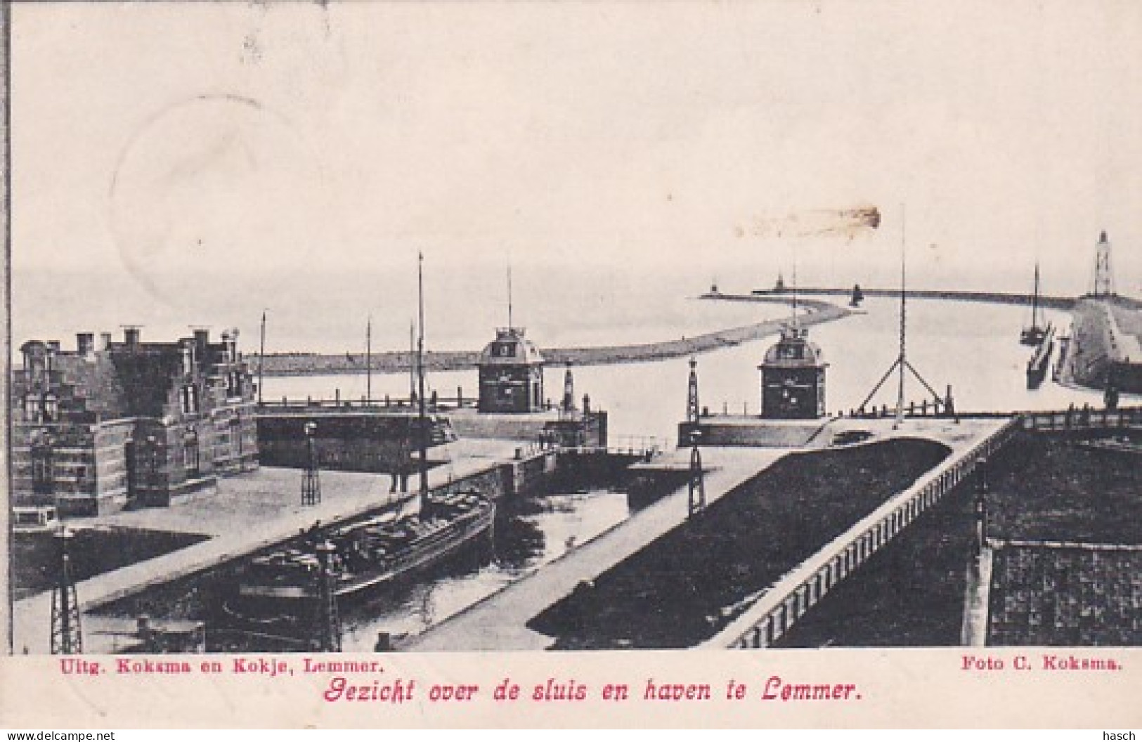 481532Lemmer, Gezicht Over De Sluis En Haven Te Lemmer. (poststempel 1907(klein Beschadiging Linksonder) - Lemmer