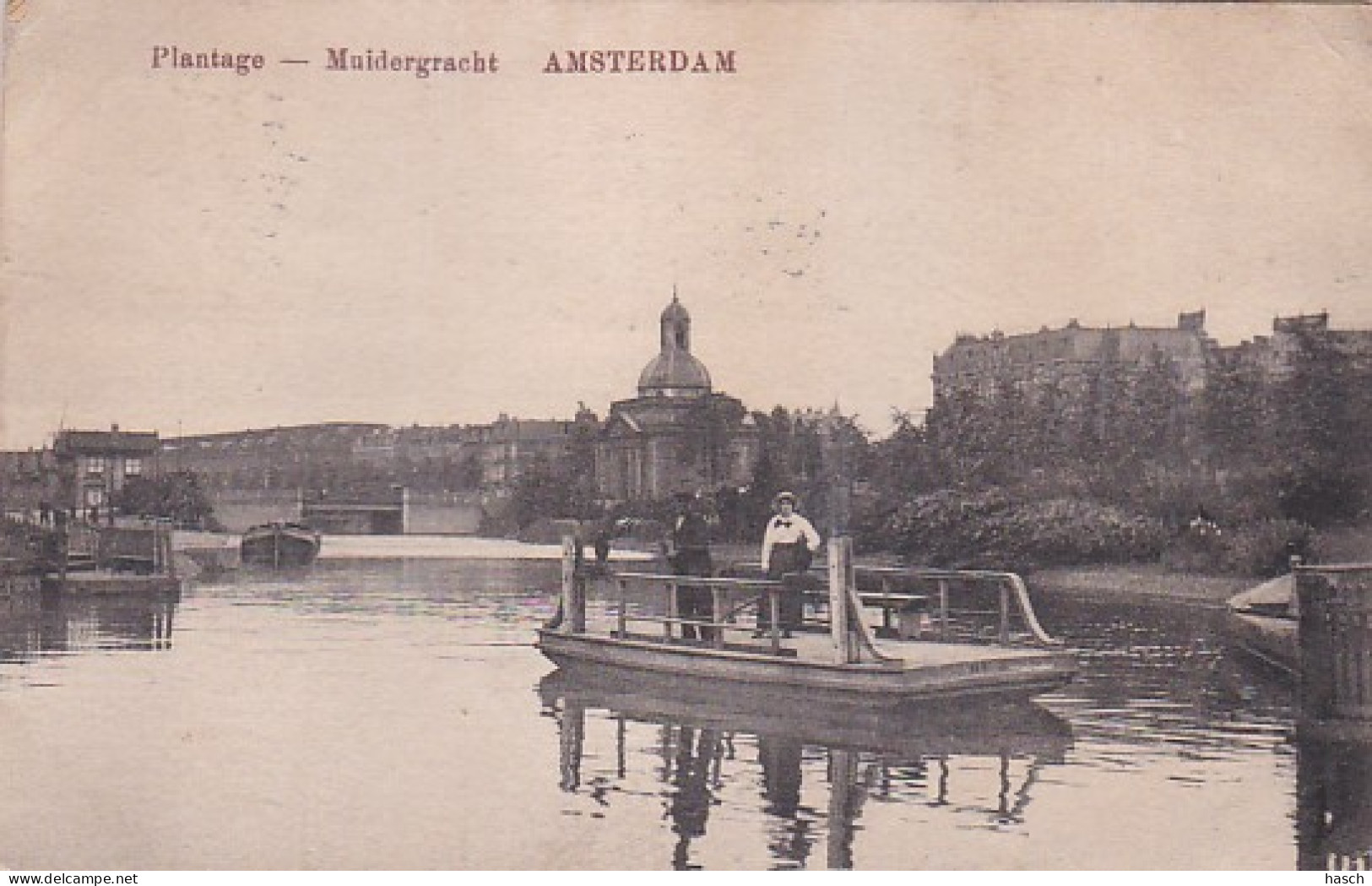 4817      11           Amsterdam, Plantage Muidergracht Met Veerpontje. (poststempel 1915) , Kaart Is Iets Bobbelig - Amsterdam