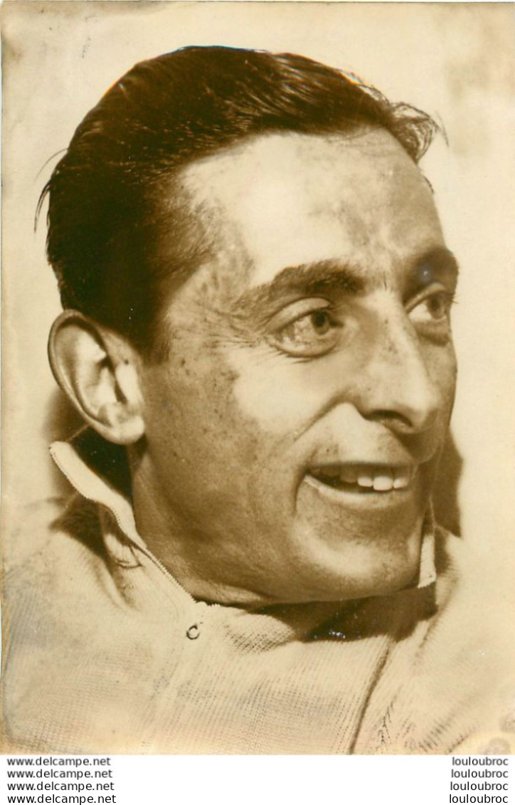 CYCLISME 02/1956  FAUSTO COPPI  MALADE AVANT MILAN SAN REMO PHOTO DE PRESSE   13X9CM - Cyclisme