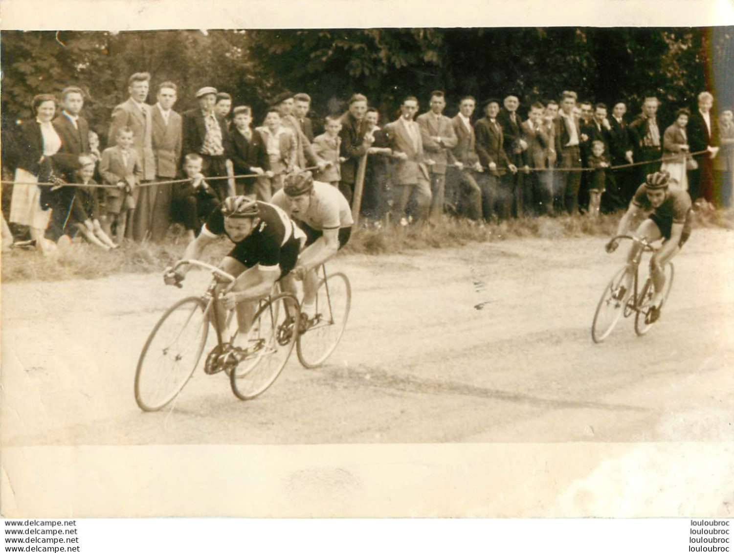 CYCLISME COURSE ELIMINATOIRE DE VITESSE DES JEUNES  DELEBARRE RIGAUT   PHOTO DE PRESSE 14X10CM - Ciclismo