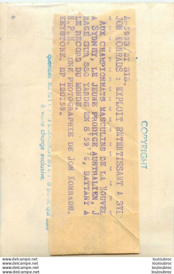 NATATION 01/1959 JON KONRADS  RECORD DU MONDE SUR LE 880 YARDS PHOTO DE PRESSE 13X9CM - Sport