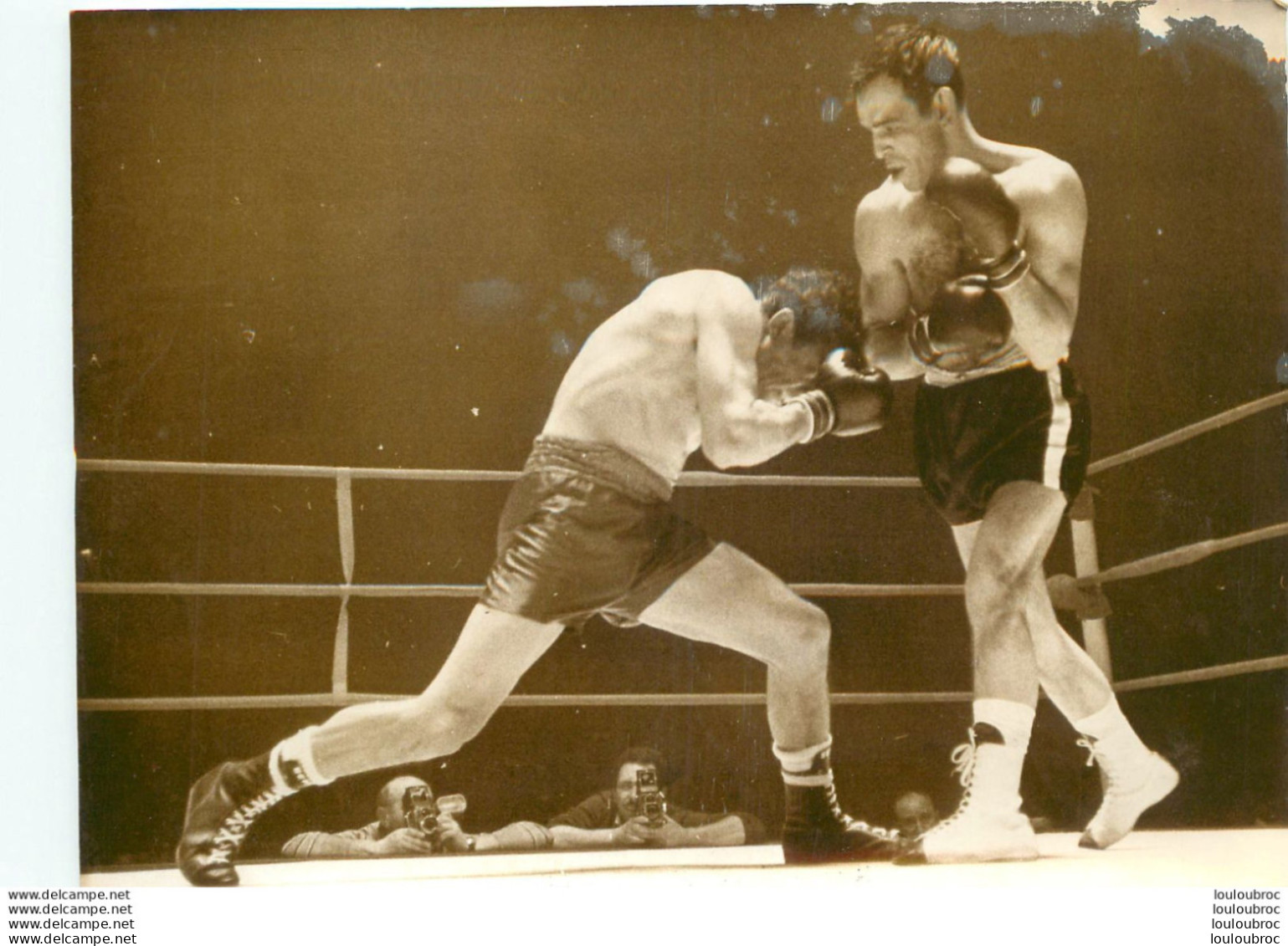 BOXE 01/1962 MATCH NUL ENTRE HIPPOLYTE ANNEX ET VANUCCI PHOTO DE PRESSE 18X13CM - Sports