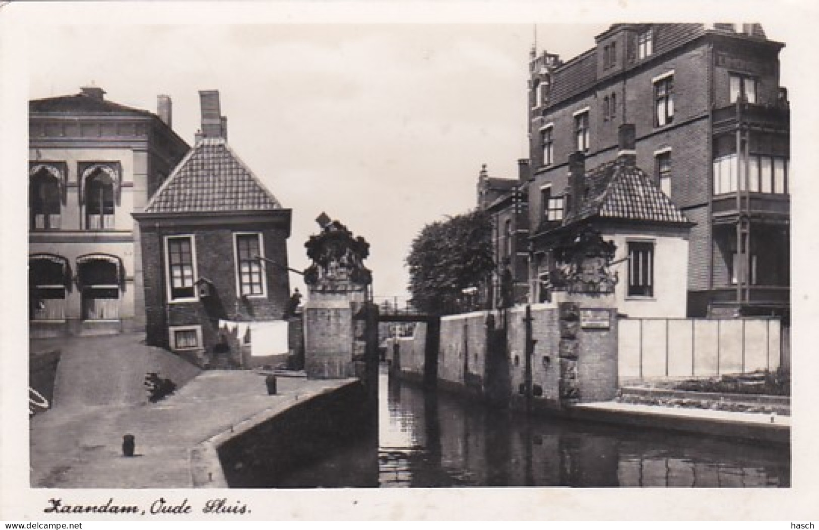 481669Zaandam, Oude Sluis. (FOTO KAART)(poststempel 1940) - Zaandam