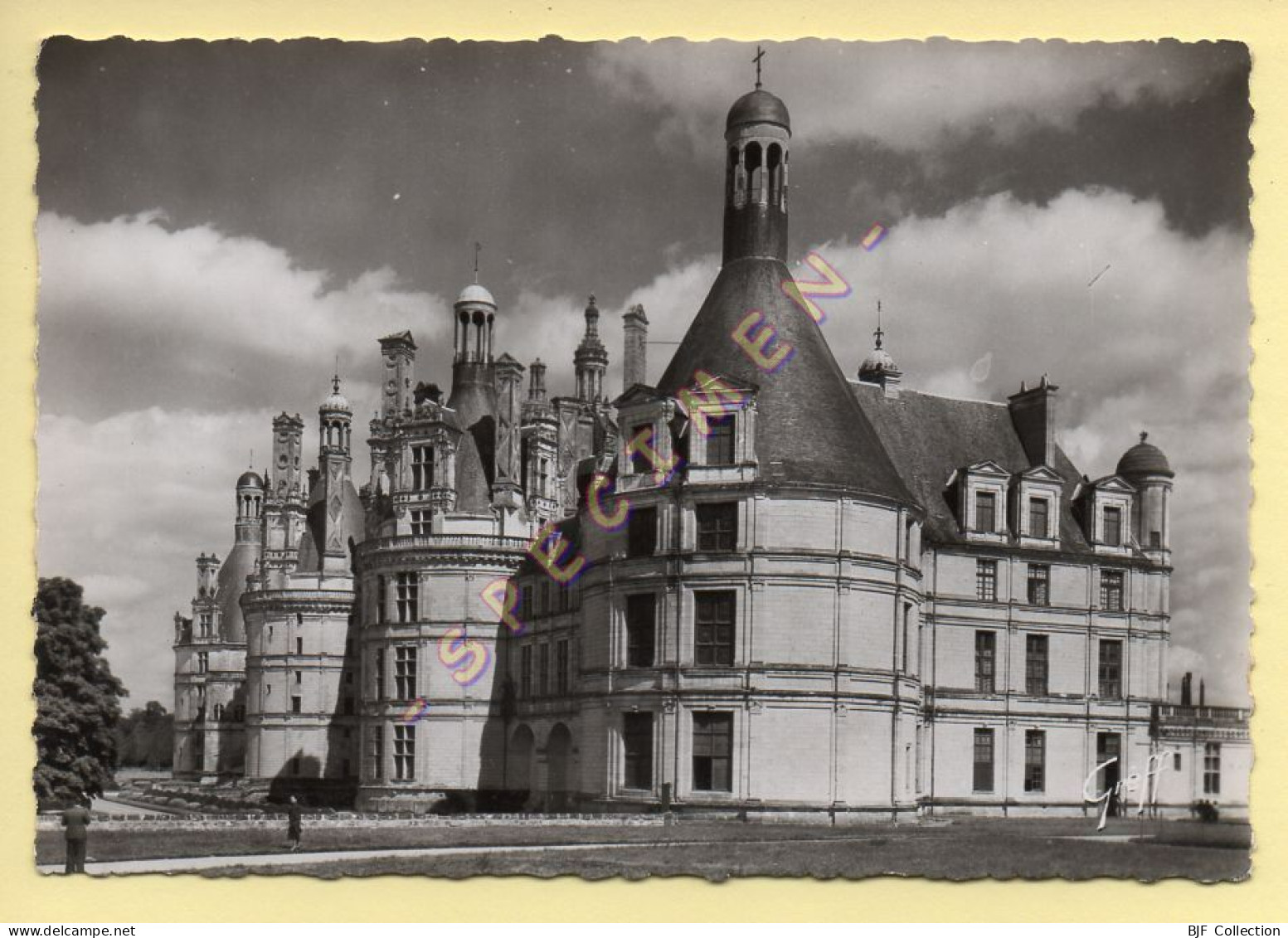 41. CHAMBORD - Le Château / Partie Sud-Ouest (voir Scan Recto/verso) - Chambord