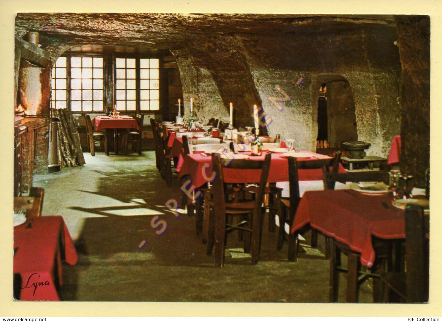 41. POUILLE - Restaurant Le BOUSQUET (voir Scan Recto/verso) - Other & Unclassified