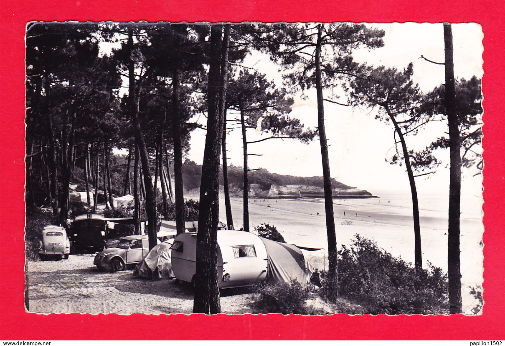 F-17-Meschers-49Ph74  La Plage De Suzac Vue Du Camp De La Côte De Beauté, Tentes, Caravanes, Vieilles Voitures - Meschers