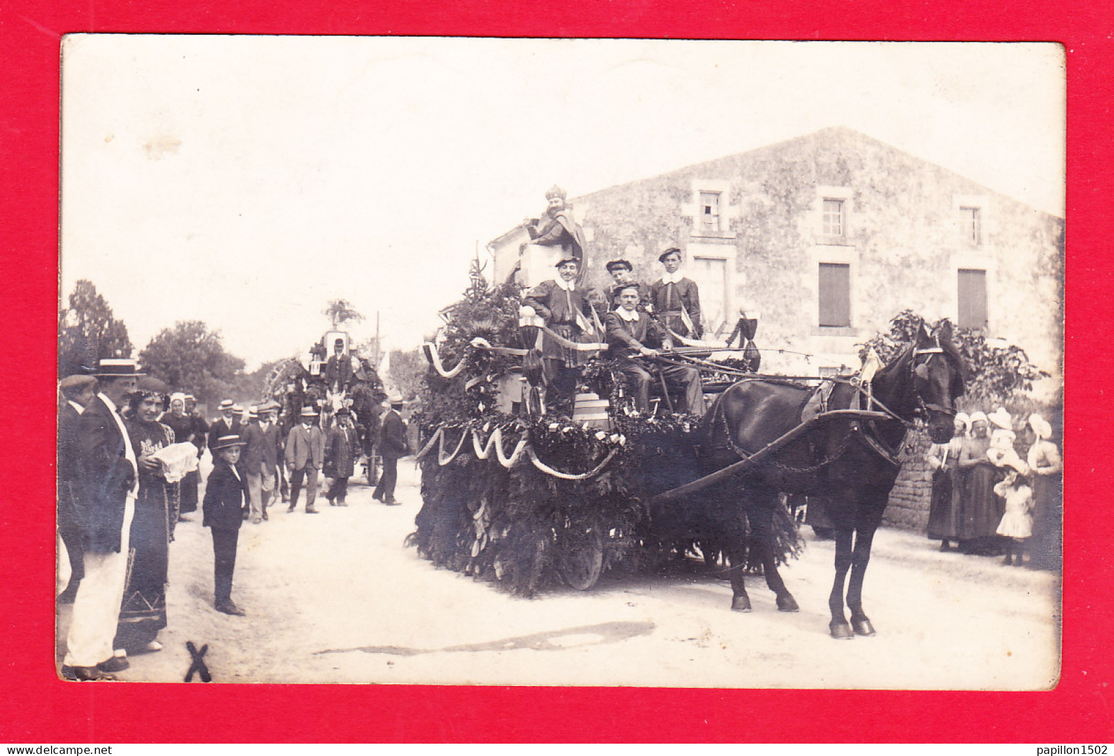 F-79-Coulon-09Ph103  Carte Photo, Fête De 1913, Un Char Tiré Par Un Cheval, Animation, Cpa BE - Sonstige & Ohne Zuordnung