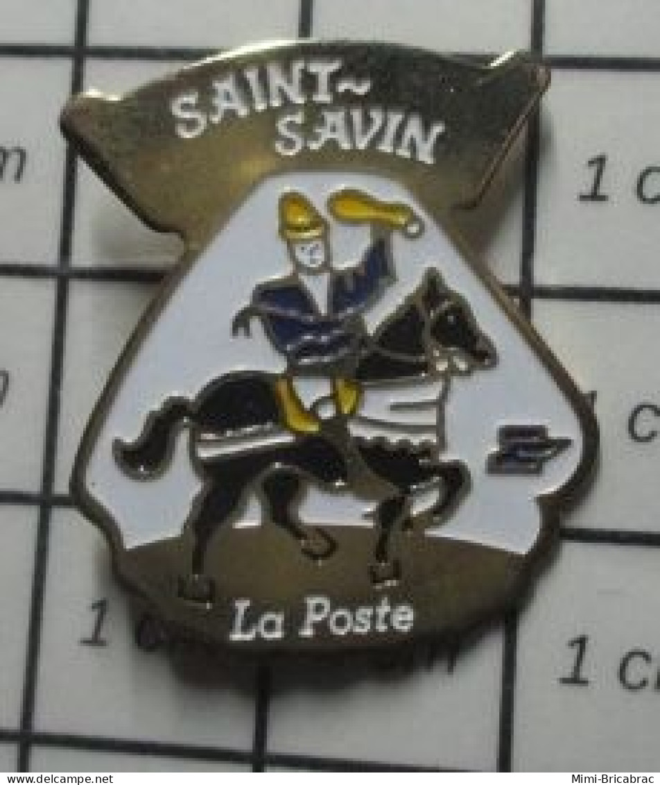 1917 Pin's Pins / Beau Et Rare / POSTES / LA POSTE SAINT SAVIN CAVALIER CHEVAL NOIR - Post