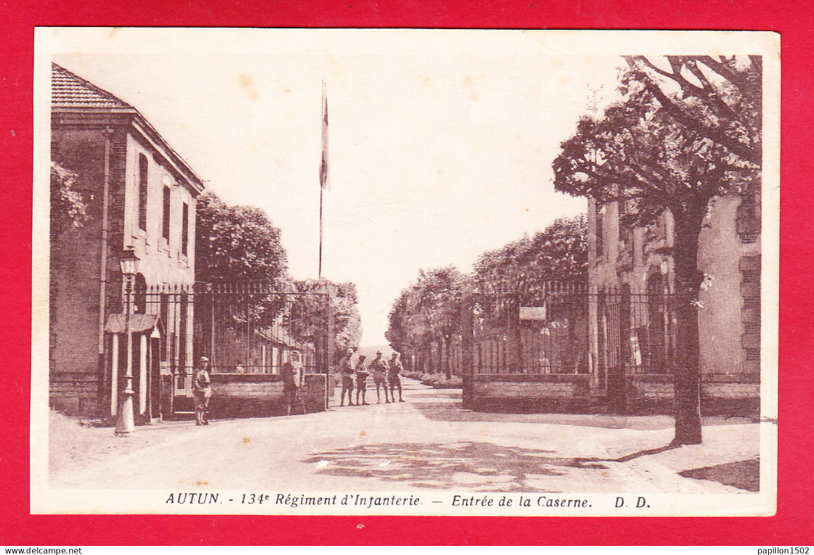 F-71-Autun-13D02  134ème Régiment D'infanterie, Entrée De La Caserne, Cpa  - Autun