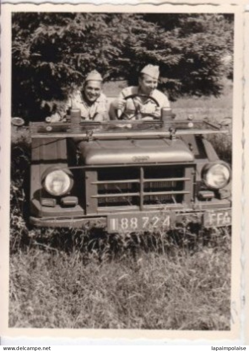 Photos Allemagne Ingolstadt Usine D K W Formation Militaires Français Des FFA  Sur La DKW Munga  Réf 29780 - Lieux