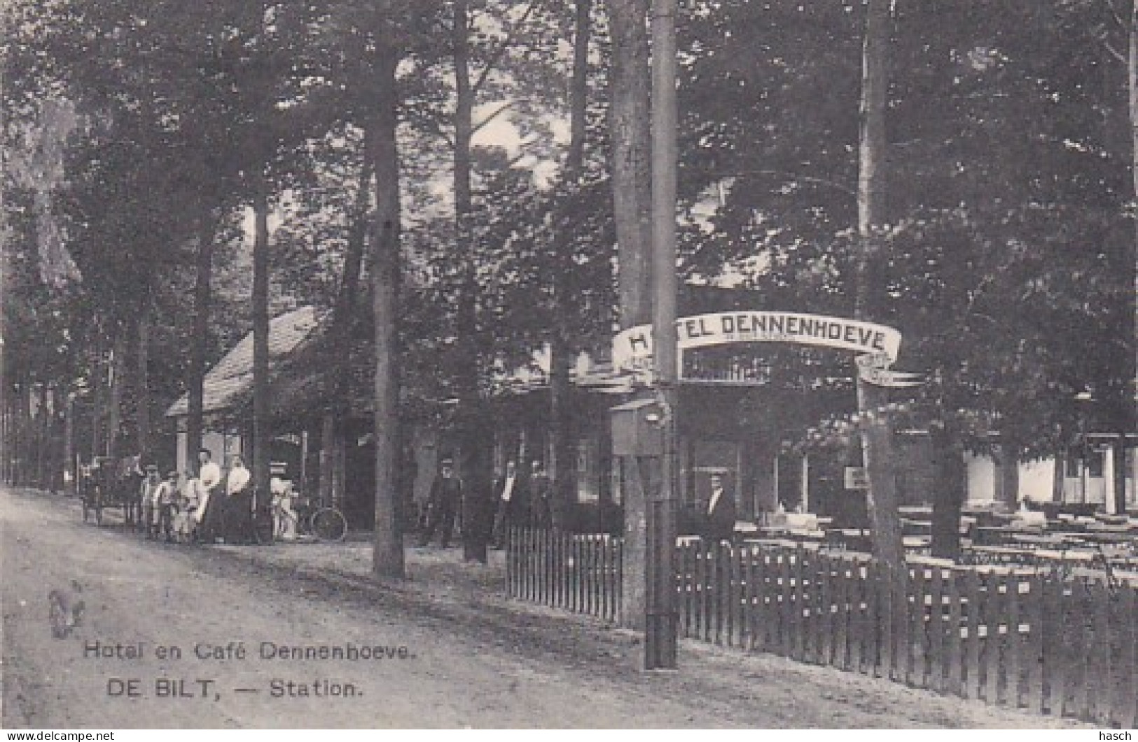 481828De Bilt, Station. Hotel En Café Dennenhoeve. (achterkant Begint Los Te Raken) - Otros & Sin Clasificación