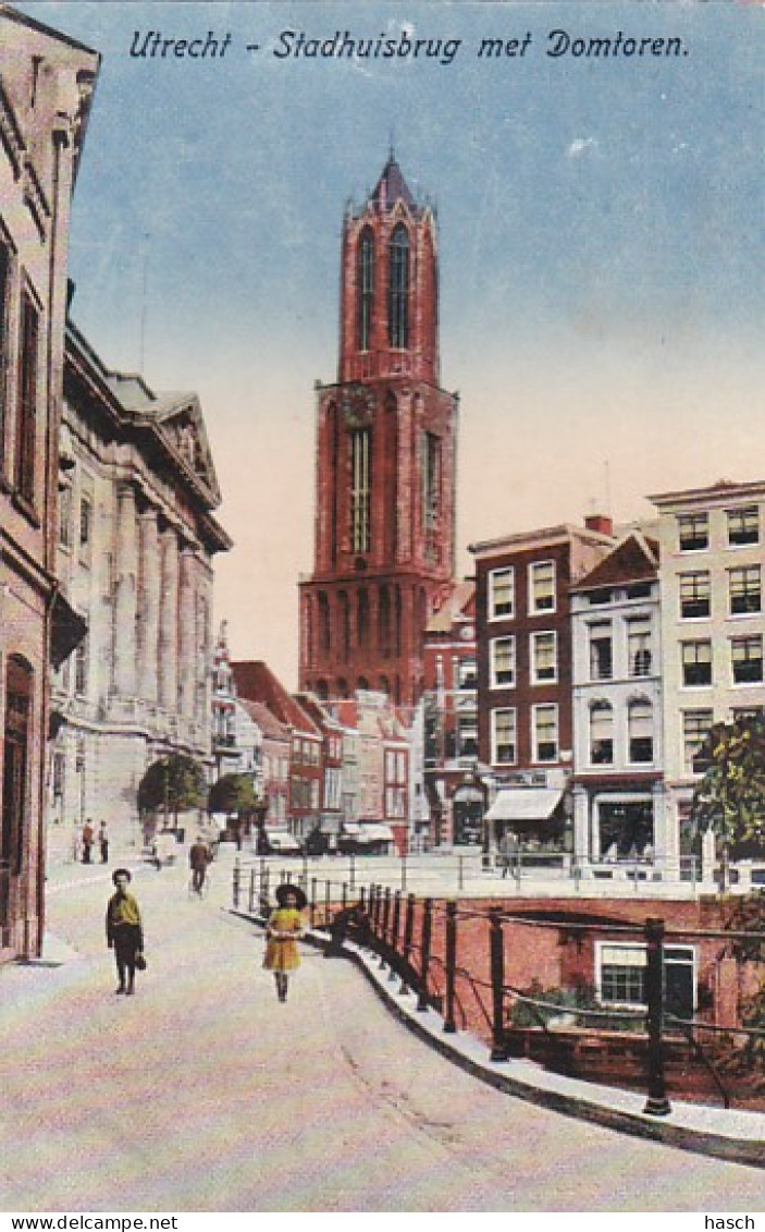 481867Utrecht, Stadhuisbrug Met Domtoren 1916. (bovenin Kleine Vouw) - Utrecht