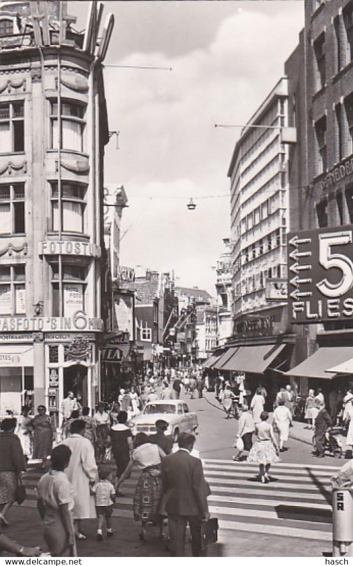4819102Amsterdam, Kalverstraat. (FOTO KAART)1960. - Amsterdam