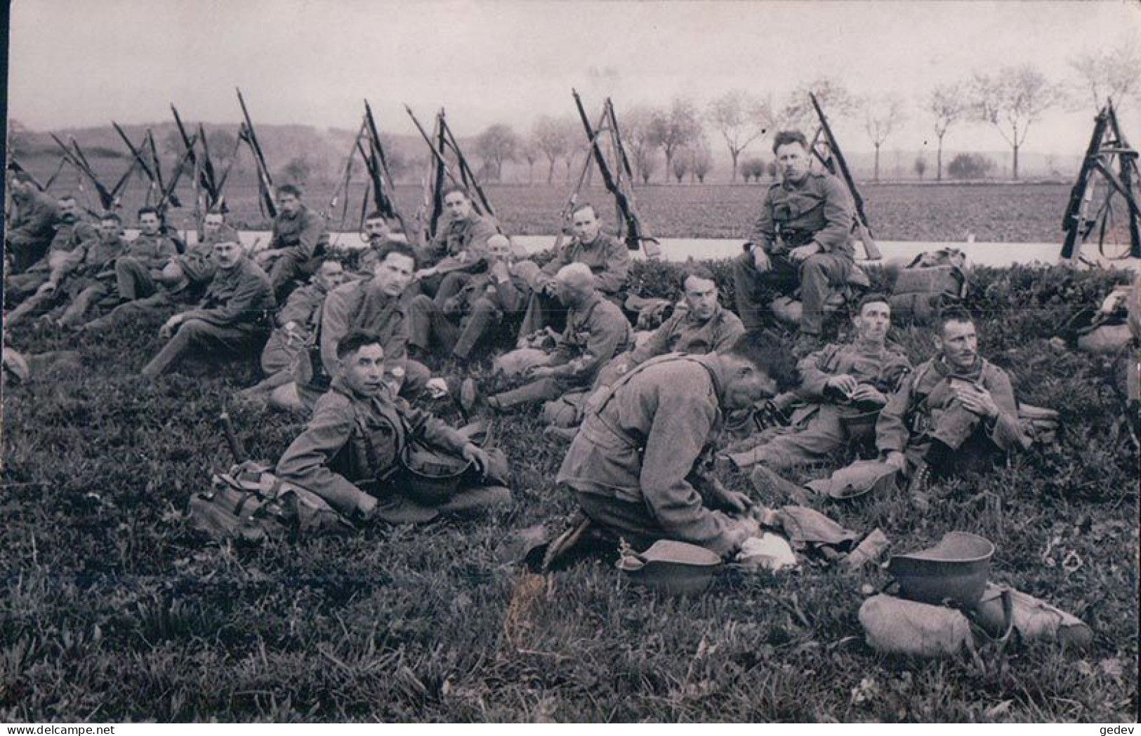 Armée Suisse, Compagnie De Fusiliers Au Repos (15) - Maniobras