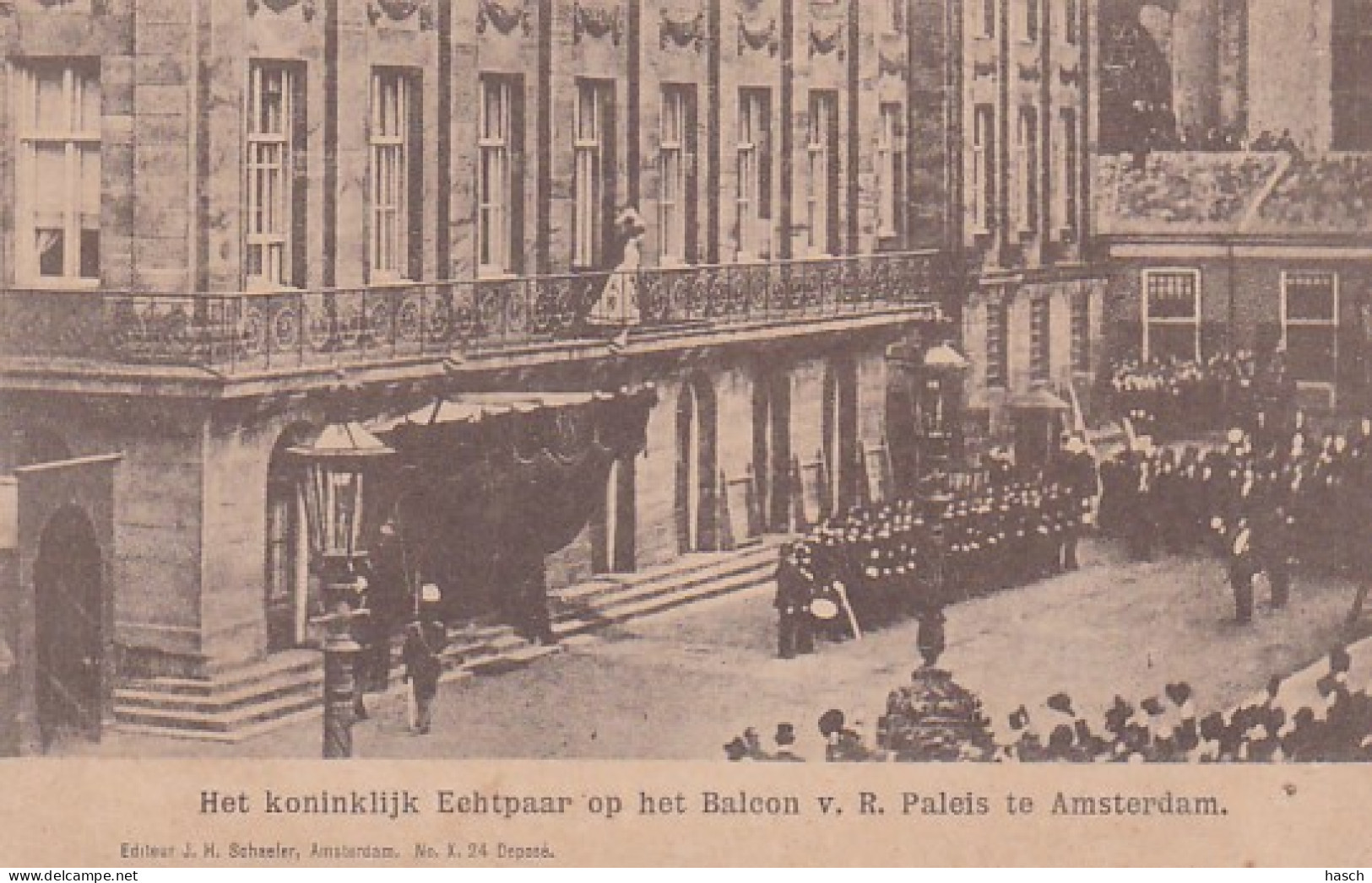 4819163Amsterdam, Het Koninklijk Echtpaar Op Het Balcon. V. R. Paleis Te Amsterdam. (diverse Gaatjes Zie Achterkant) - Amsterdam