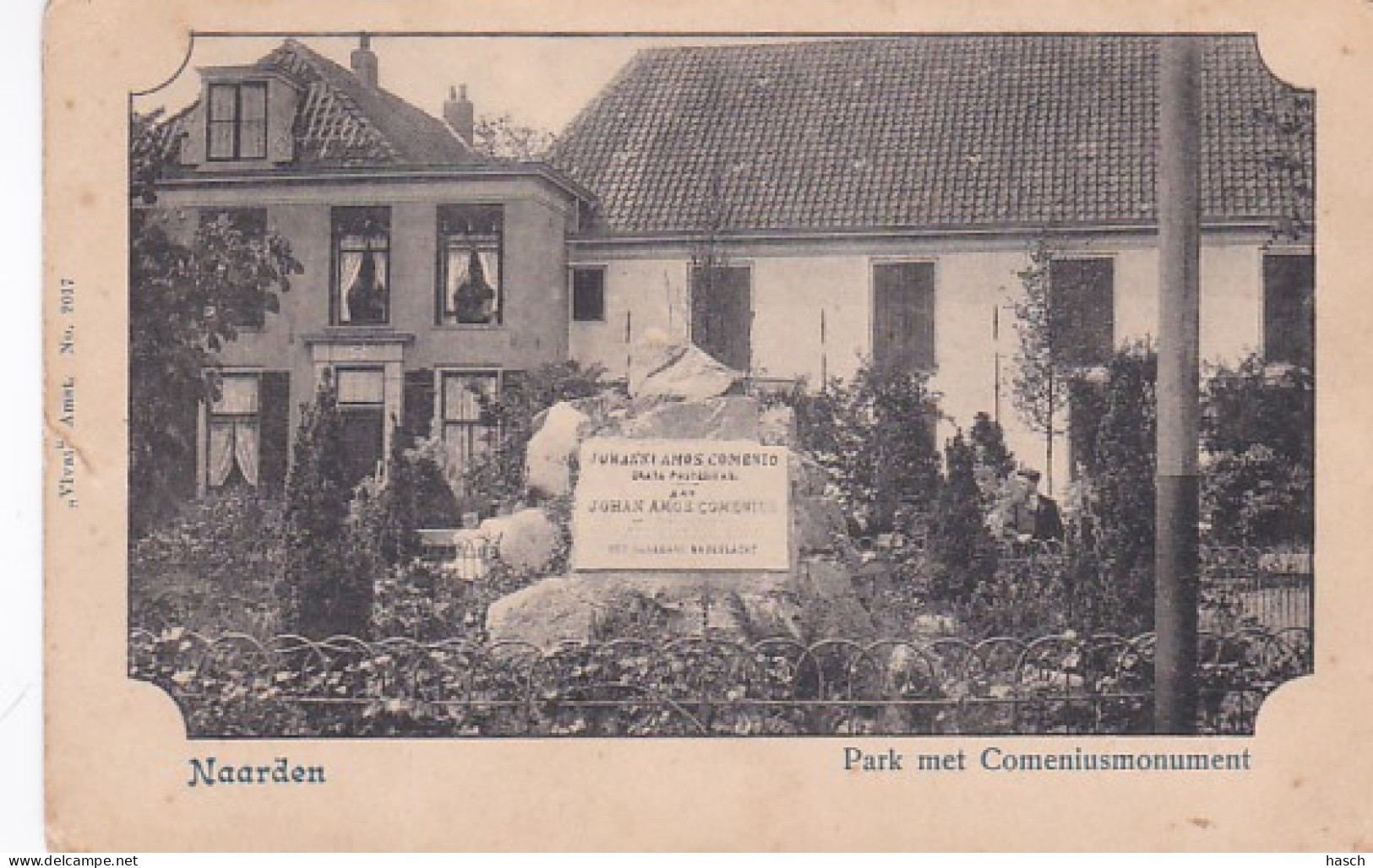 482184Naarden, Park Met Comeniusmonument. (linkerkant Een Klein Scheurtje, Zie Hoeken, Vouw Zie Achterkant) - Naarden