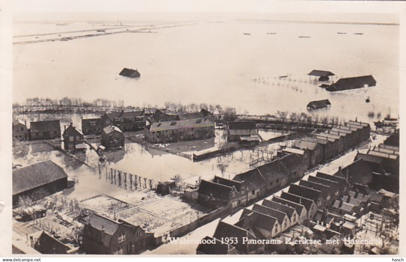 4822      138         Zierikzee, Watersnood 1953 Panorama Zierikzee Met Havendijk.(FOTO KAART)(rechtsboven - Zierikzee