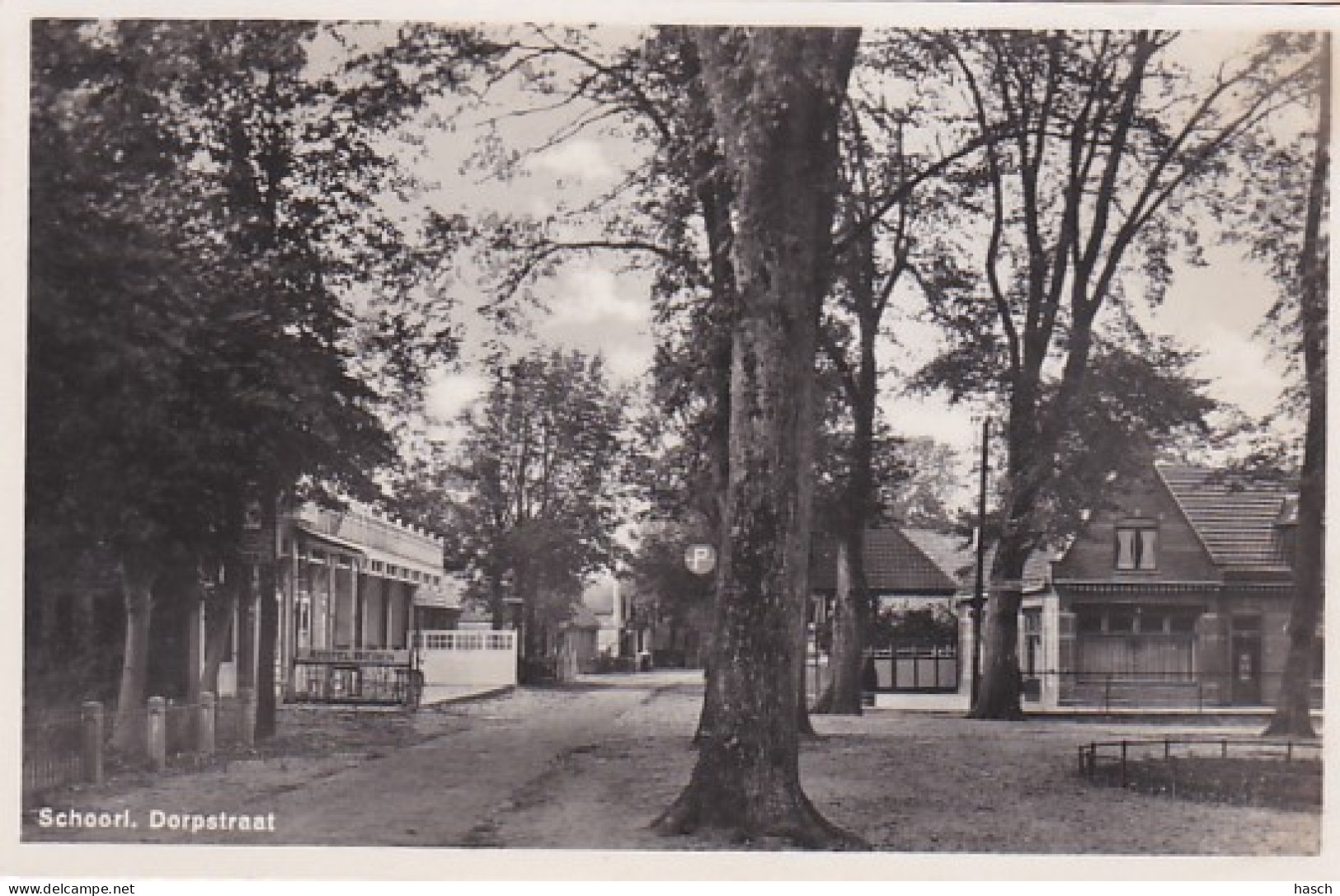 4822378Schoorl, Dorpstraat. (FOTO KAART)(minuscule Vouwen In De Hoeken) - Schoorl