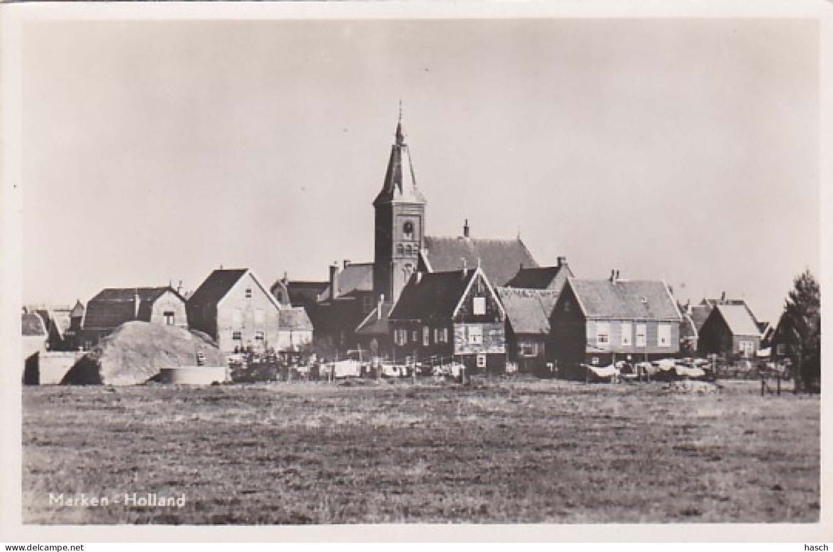 4822459Marken, Holland. (FOTO KAART)(kleine Vouwen In De Hoeken) - Marken