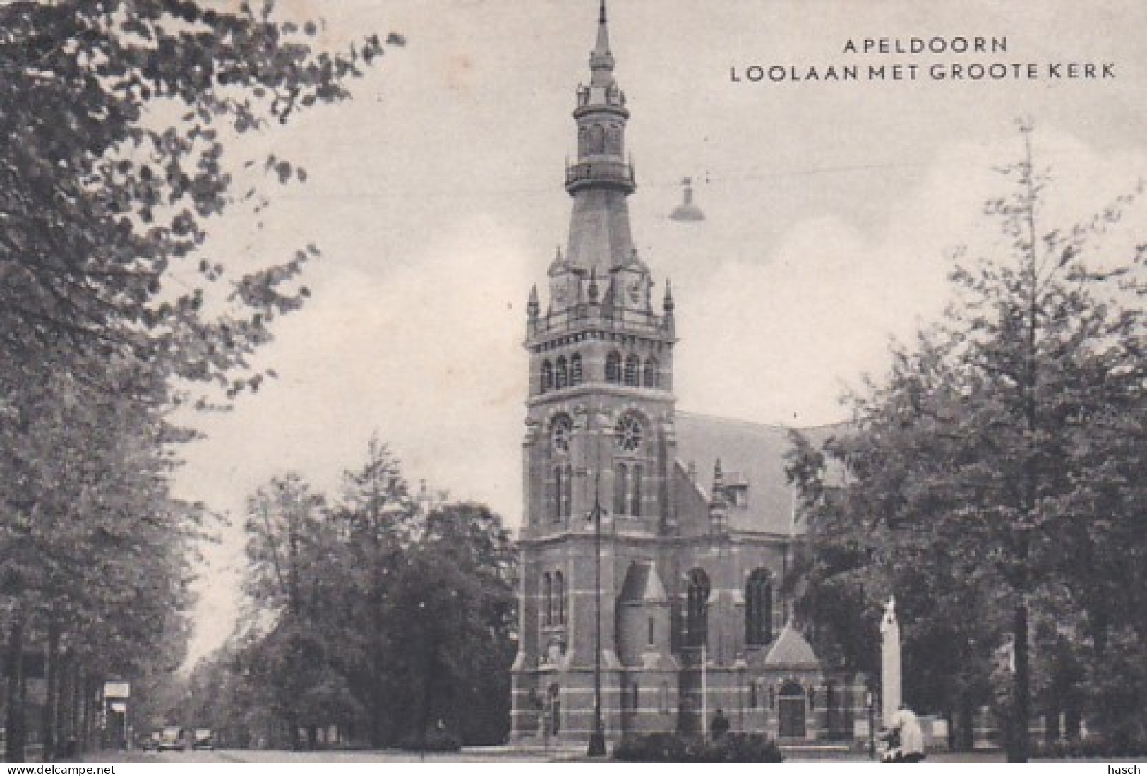 4822461Apeldoorn, Loolaan Met Groote Kerk. 1949. (linksboven Een Kleine Vouw) - Apeldoorn