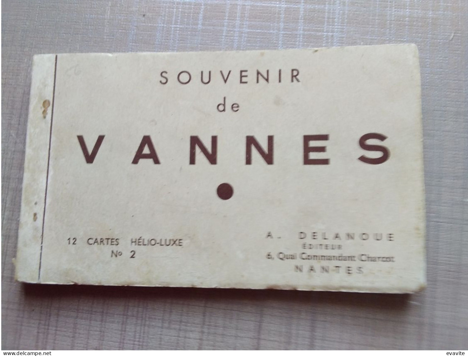 Carnet  De 10 CPA Au Lieu De 12   (56)  Souvenir De VANNES - Vannes