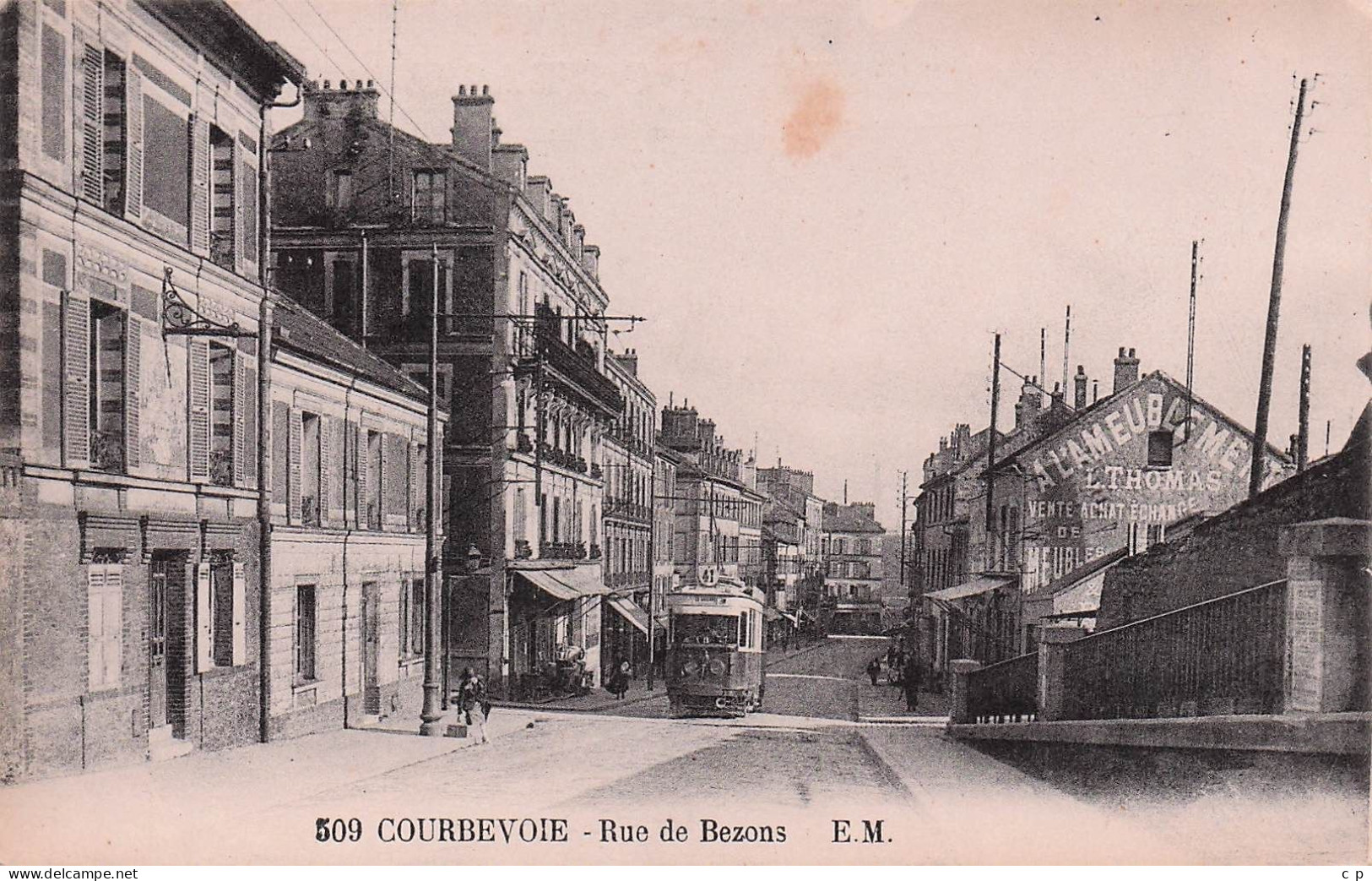 Courbevoie - Rue De Bezons - Tramway  -   CPA °J - Courbevoie