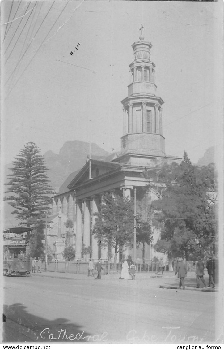 CPA / AFRIQUE DU SUD / CARTE PHOTO / SITUEE A CAPE TOWN / CATHEDRAL - Afrique Du Sud