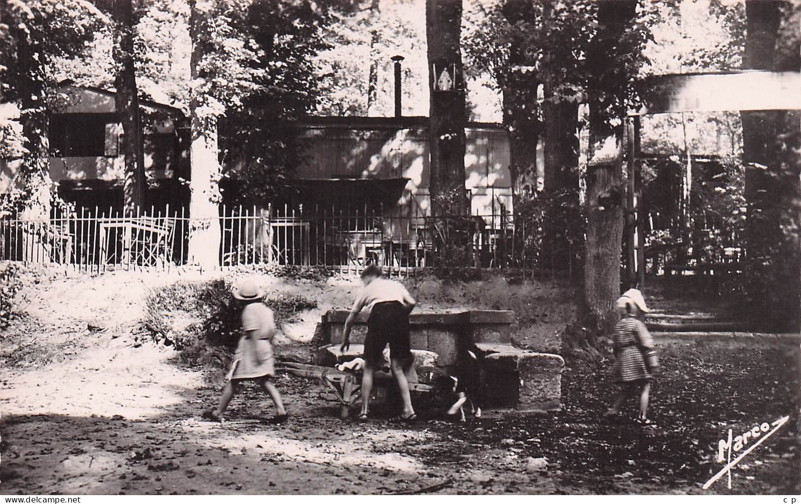 Clamart - Le Bois - La Fontaine Sainte Marie   -   CSM °J - Clamart