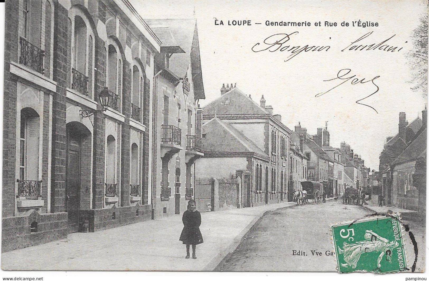 28 - LA LOUPE - Gendarmerie Et Rue De L'église - Animée - La Loupe