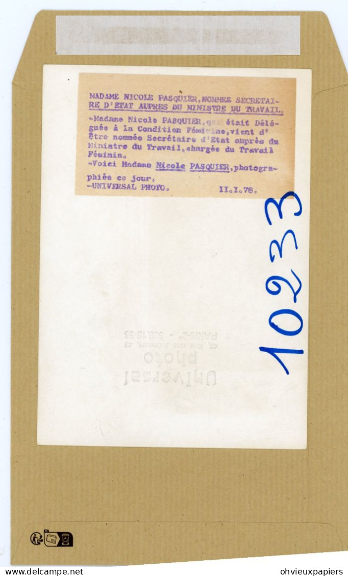 Lot De 5 PHOTOS DE NICOLE PASQUIER  Ministre Déléguée à La Condition Féminine 1978 - Identified Persons