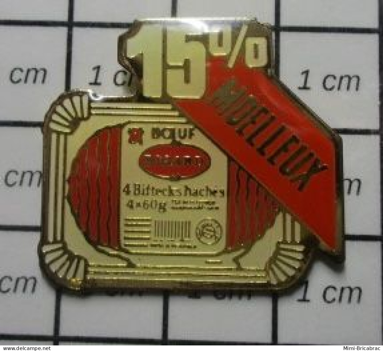 311b Pin's Pins / Beau Et Rare / ALIMENTATION / STEAKS HACHES 15% MOELLEUX - Lebensmittel