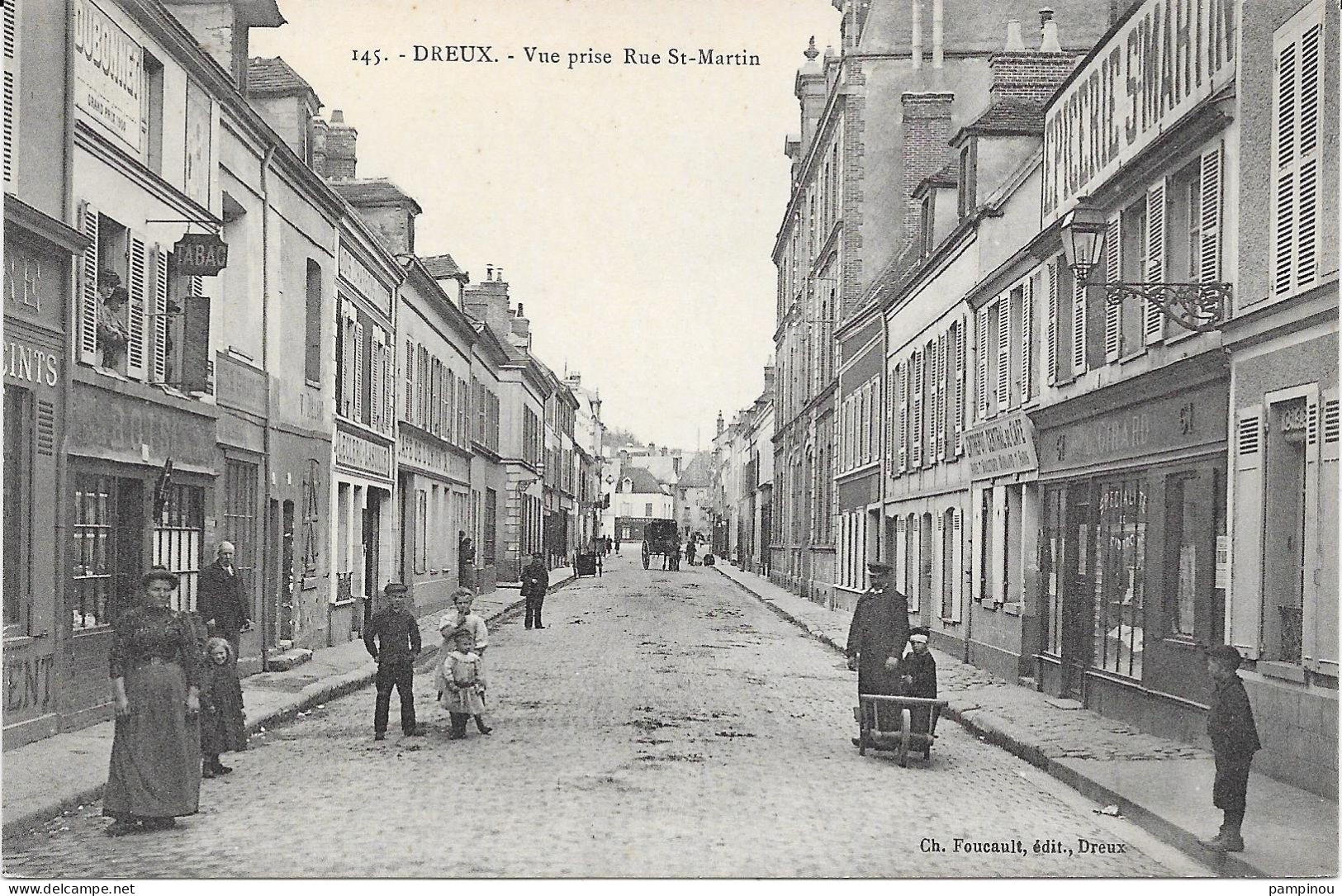 28 - DREUX - Vue Prise Rue St Martin - Animée - Dreux