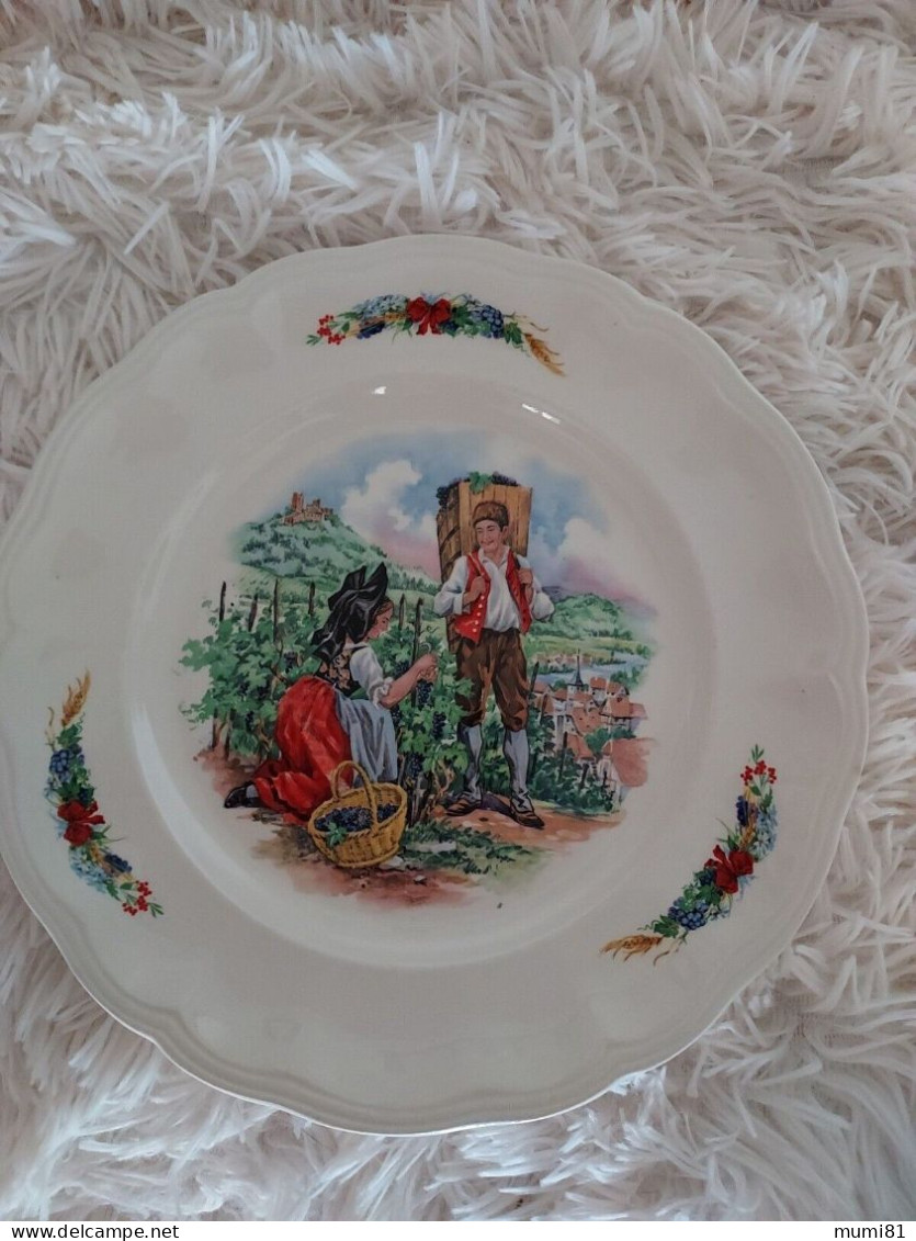 Service assiettes et plat Riquewihr