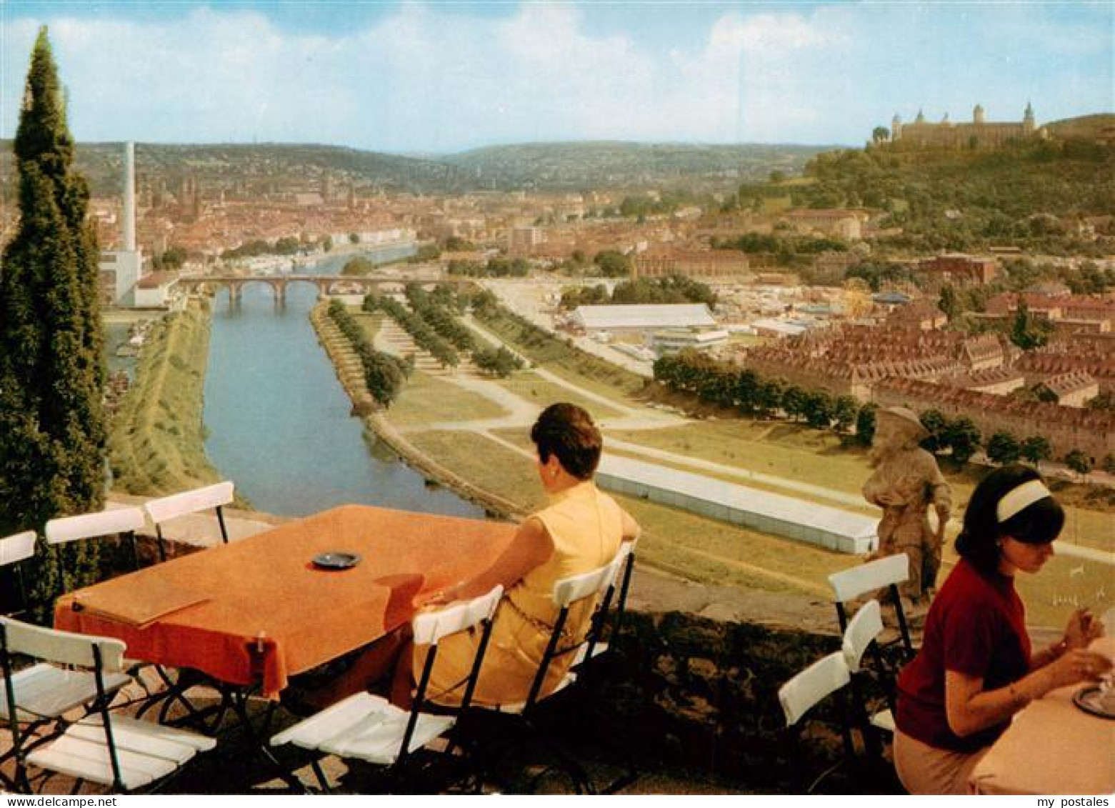 73888118 Wuerzburg Bayern Hotel Weinrestaurant Schloss Steinburg Terrasse Blick  - Wuerzburg