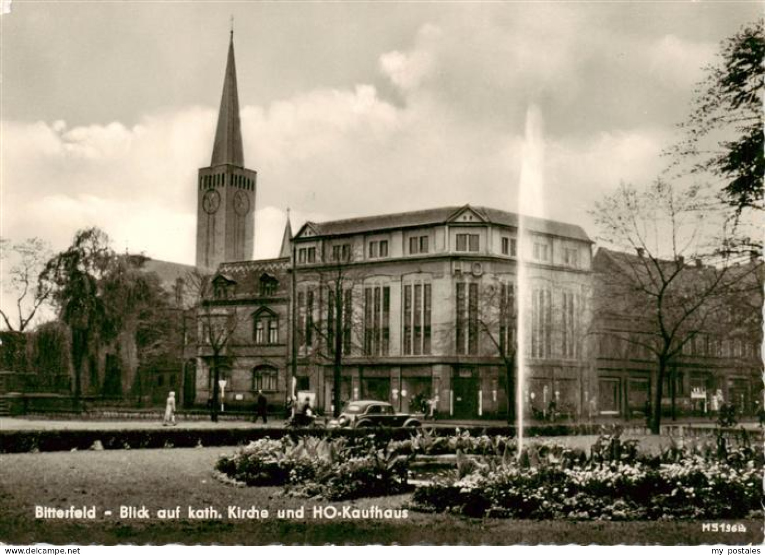 73887989 Bitterfeld Kath Kirche Und HO Kaufhaus Bitterfeld - Bitterfeld