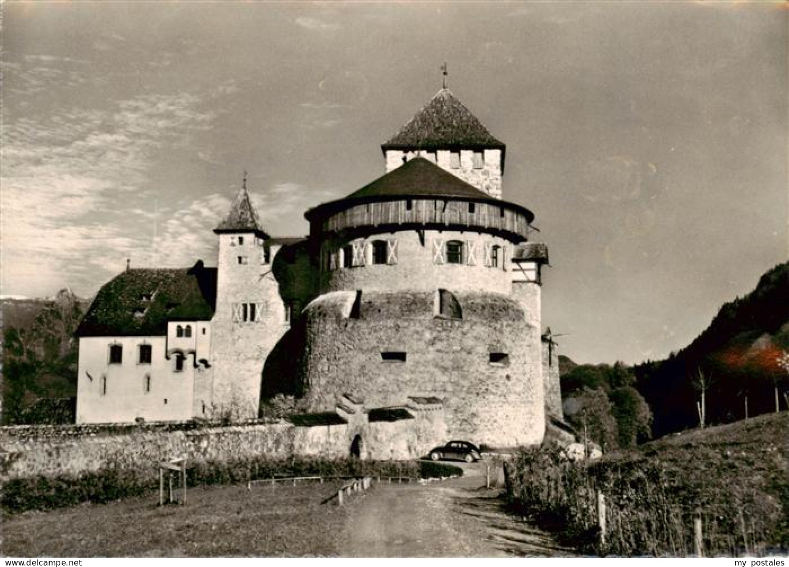 73887930 Vaduz Liechtenstein FL Schloss Vaduz  - Liechtenstein