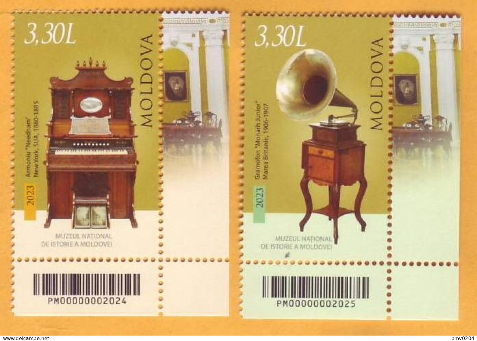 2023  Moldova  Harmonium ”Needham”, New York, Gramafon ”Monarh”, Berlin, Germania, 2v Mint - Music