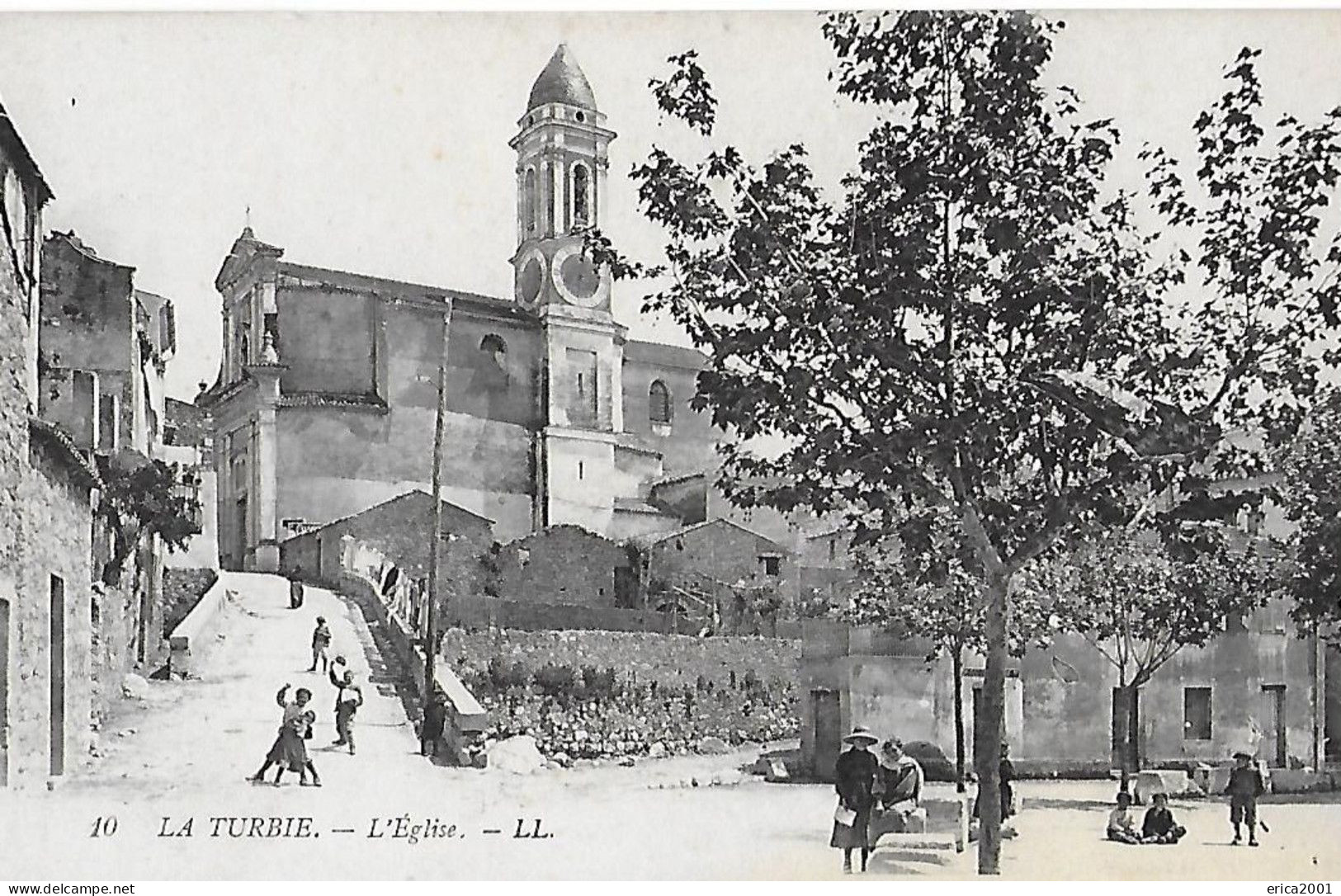 La Turbie. La Place Et L'eglise - La Turbie