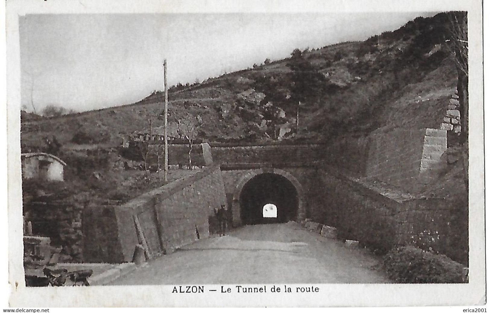 Autres & Non Classés. Alzon. Le Tunnel De La Route. - Autres & Non Classés